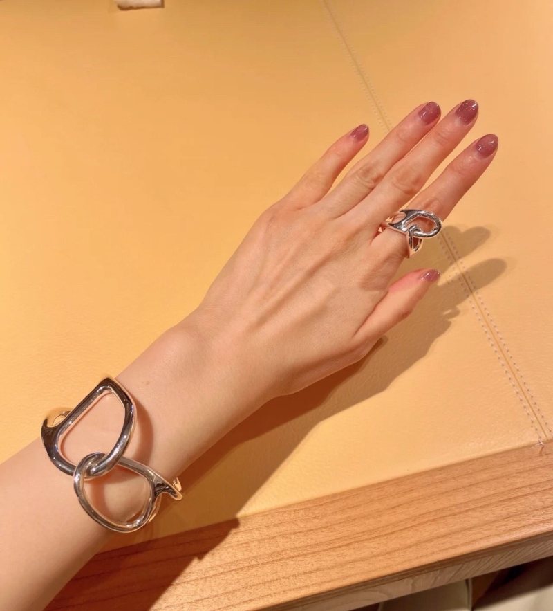 Hermes Rings